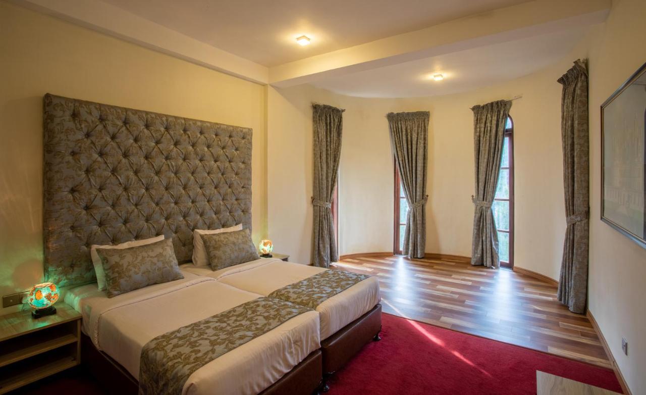 The Wind Castle Hotel Nuwara Eliya Exterior foto