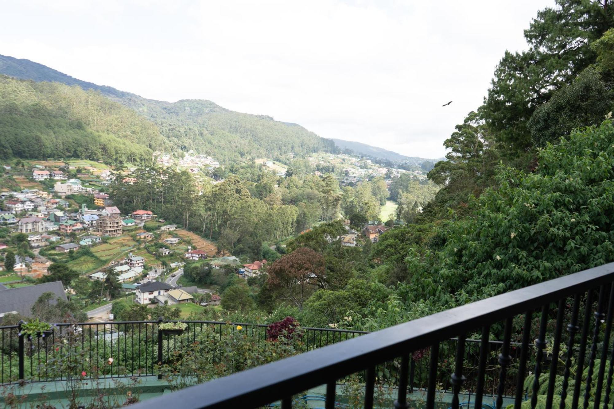 The Wind Castle Hotel Nuwara Eliya Exterior foto