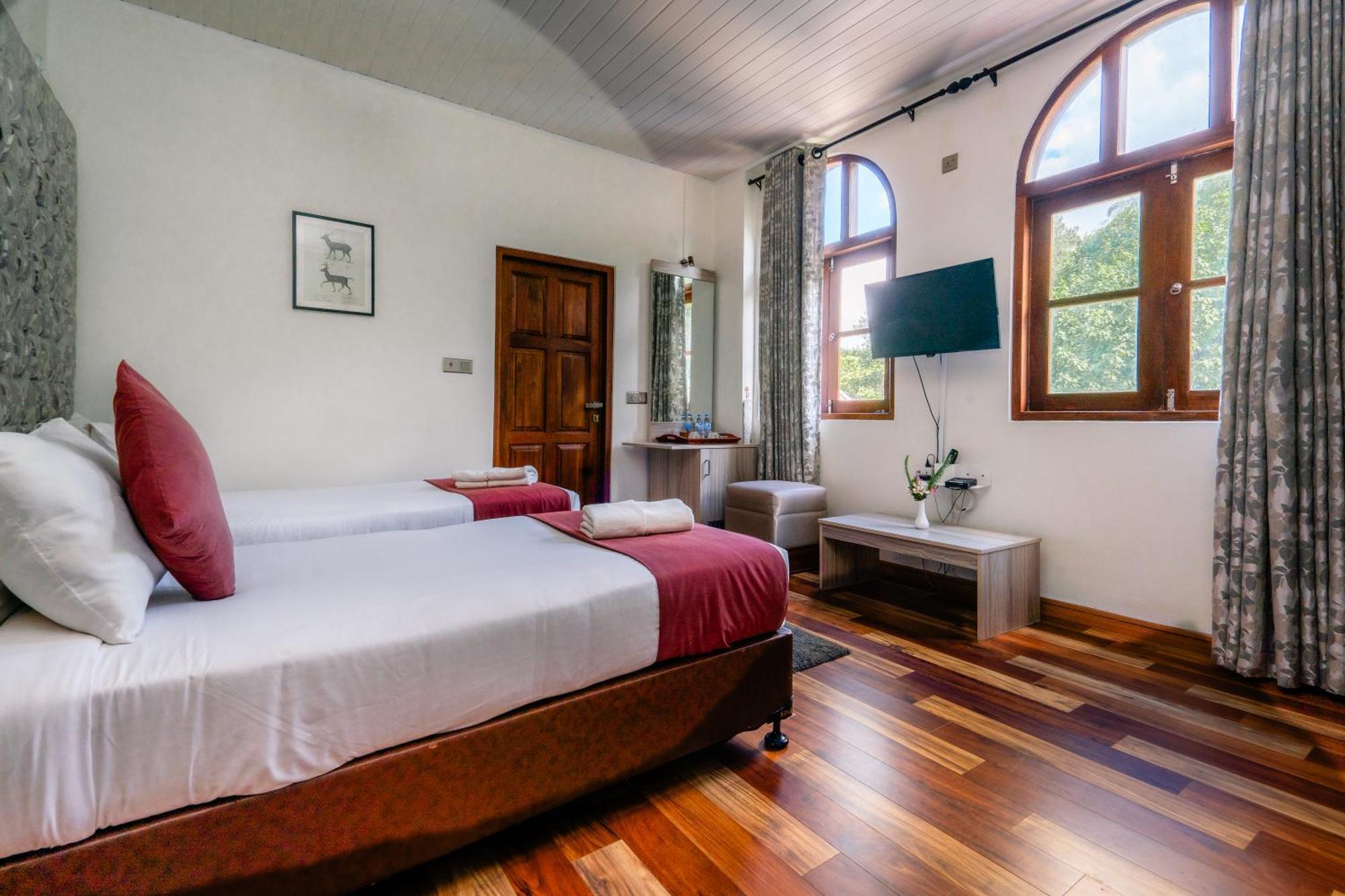The Wind Castle Hotel Nuwara Eliya Exterior foto
